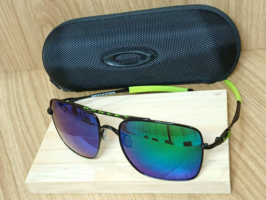 Oakley 22