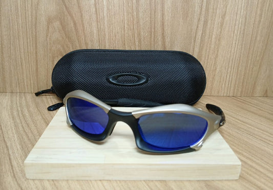 Oakley 25