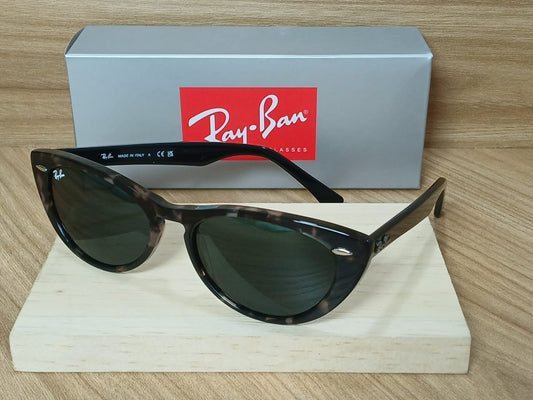 RayBan 53