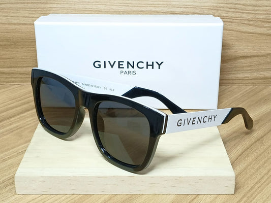 Givenchy 01